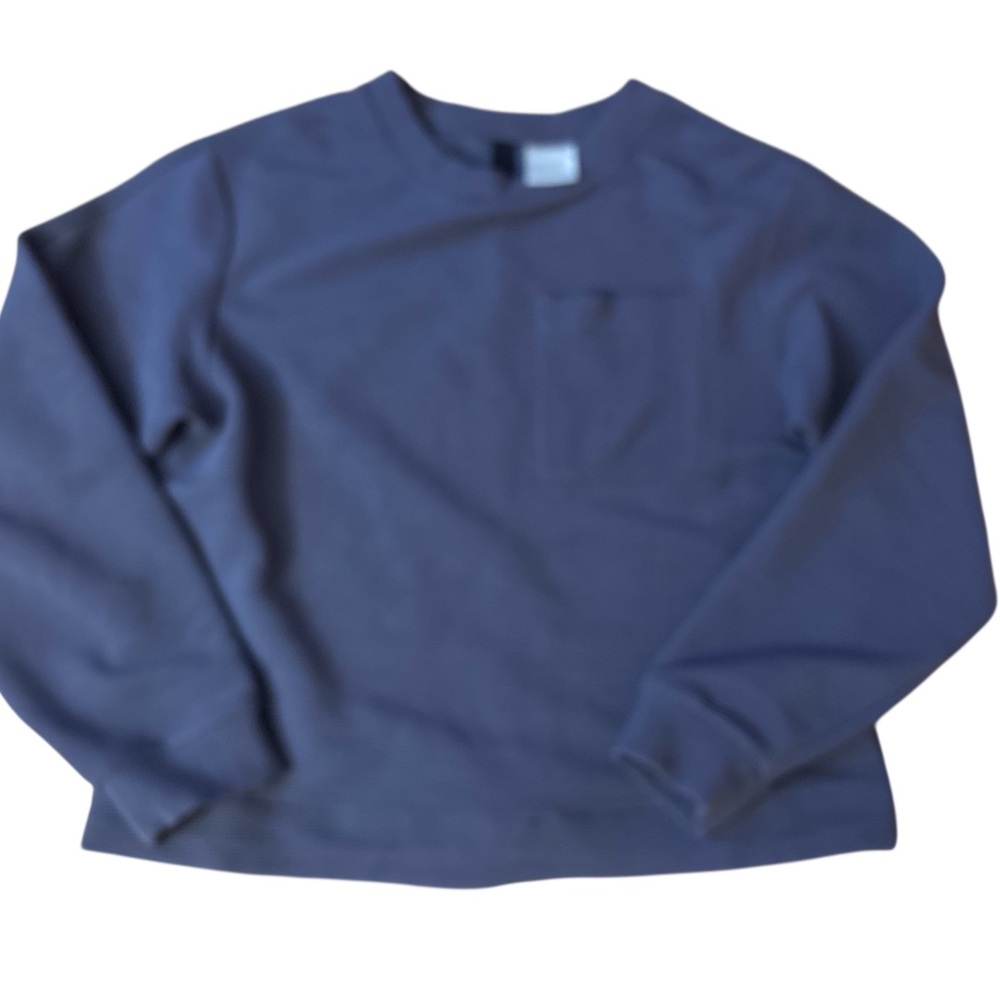 Women’s Classic Gray crewneck Sweater